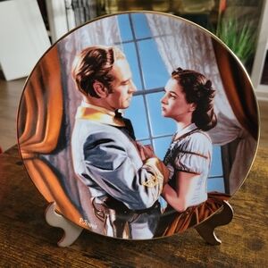 Decorative Gone With The Wind Plate with Ashley And Scarlett Scene